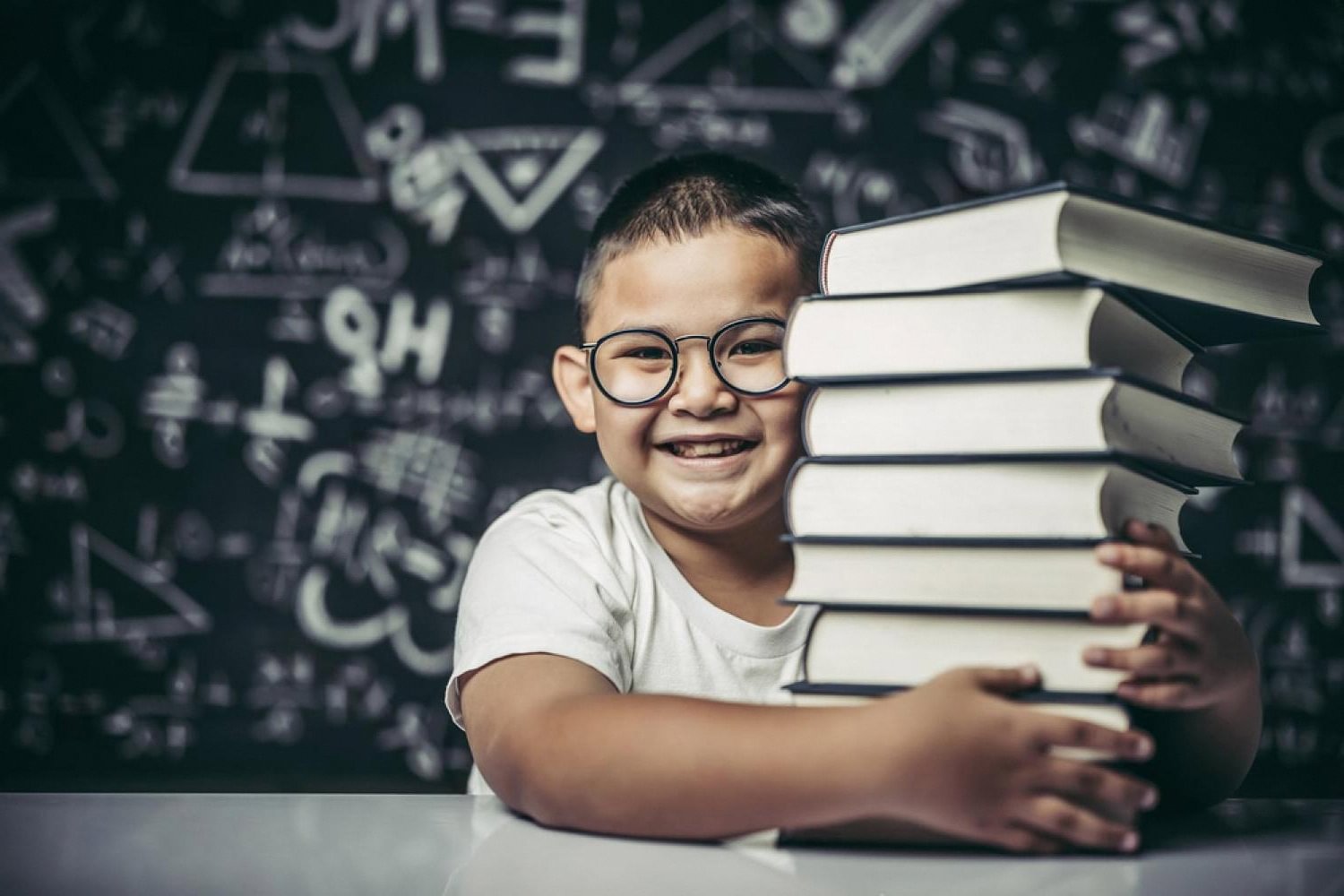 How the School Library Shapes a Love of Reading From an Early Age